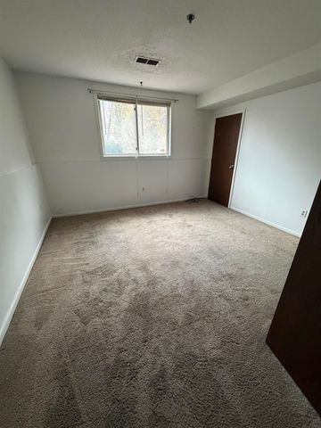 117 Cluff Crossing Rd Apt 7, Salem, NH 03079