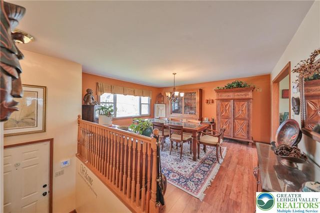 1863 Latta Street, South Whitehall Twp, PA 18104