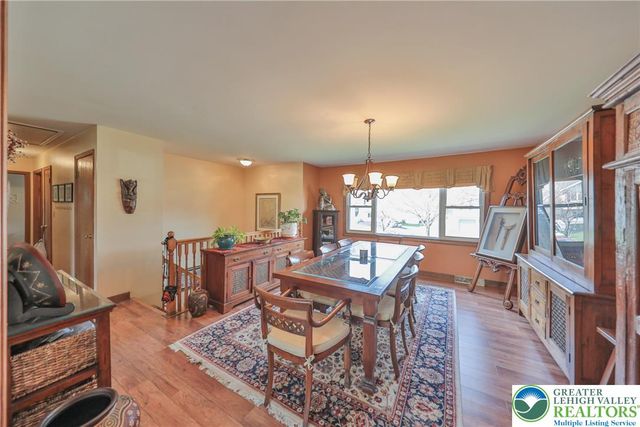 1863 Latta Street, South Whitehall Twp, PA 18104