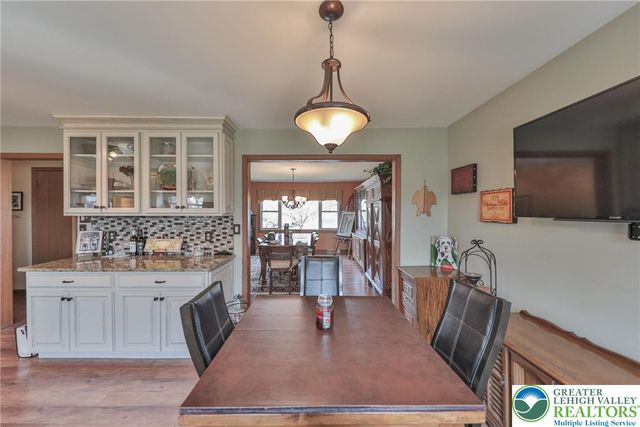 1863 Latta Street, South Whitehall Twp, PA 18104