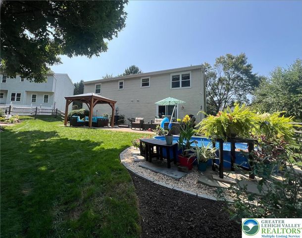 1863 Latta Street, South Whitehall Twp, PA 18104