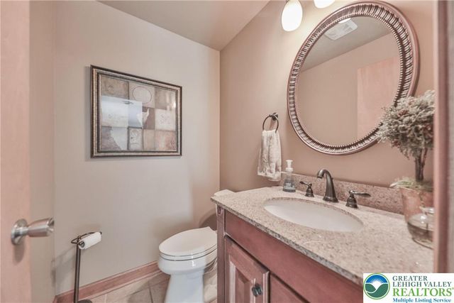 1863 Latta Street, South Whitehall Twp, PA 18104