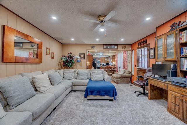 224 Chaucer Cresent Street, Midwest City, OK 73130