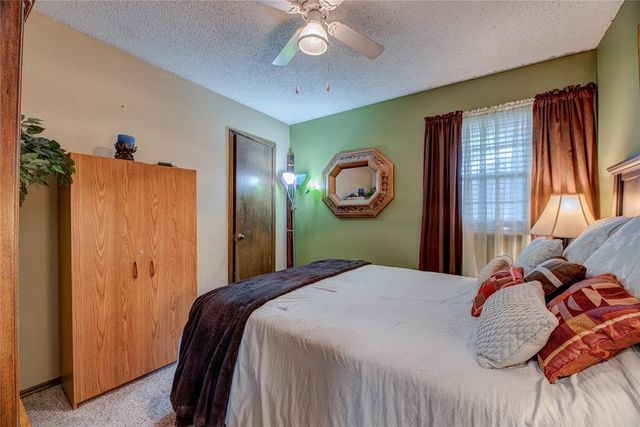 224 Chaucer Cresent Street, Midwest City, OK 73130