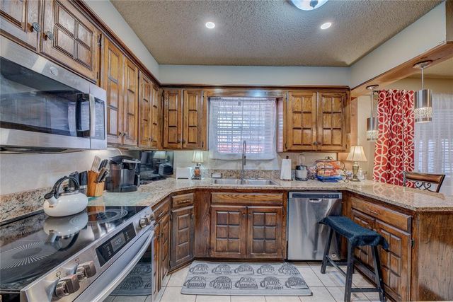224 Chaucer Cresent Street, Midwest City, OK 73130