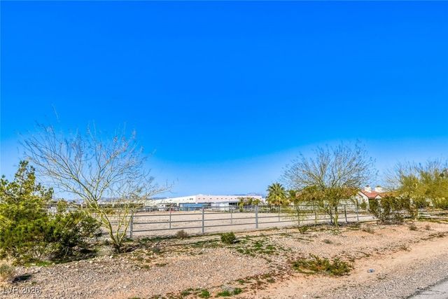 8565 Westwind Road, Las Vegas, NV 89139