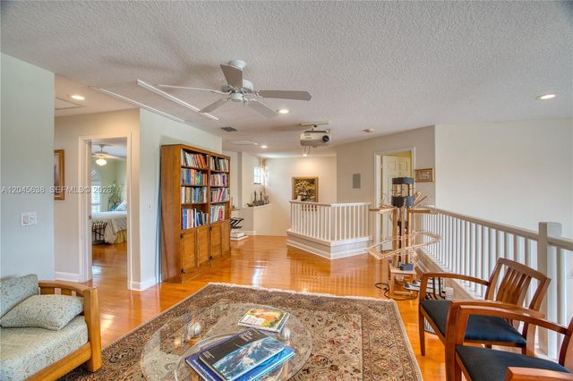 1207 General Pointe Trce, Palm Beach Gardens, FL 33418