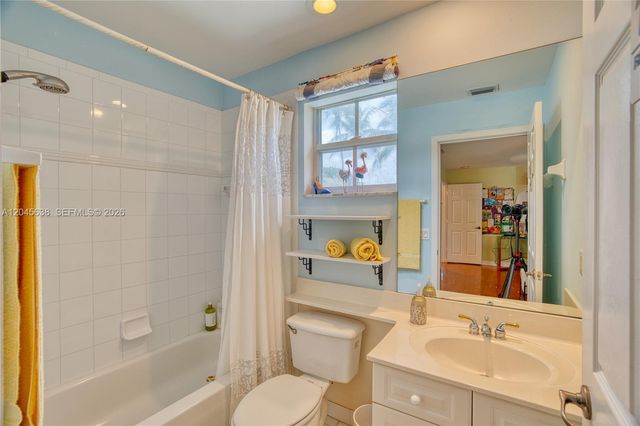 1207 General Pointe Trce, Palm Beach Gardens, FL 33418