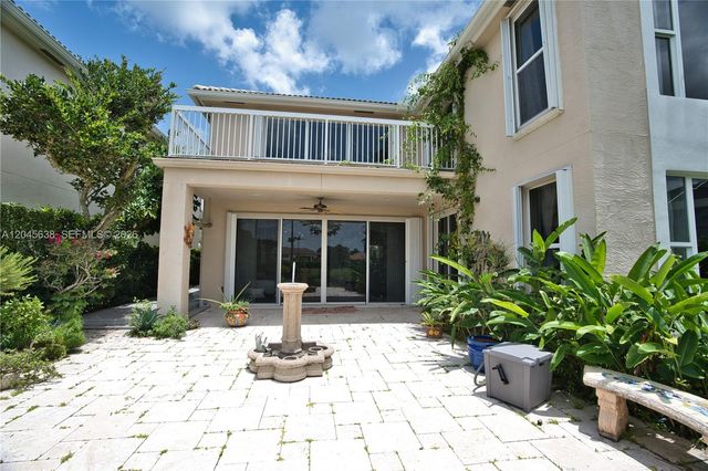 1207 General Pointe Trce, Palm Beach Gardens, FL 33418