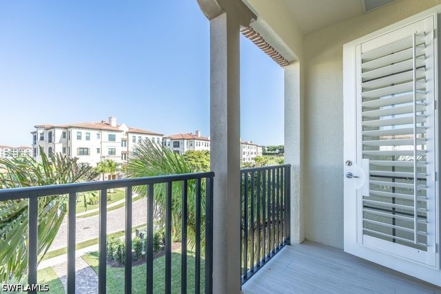 16364 Viansa WAY 202, Naples, FL 34110