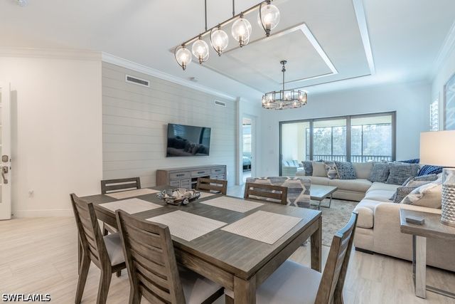16364 Viansa WAY 202, Naples, FL 34110