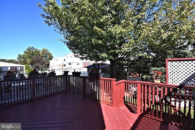 3827 VIOLET DR, Philadelphia, PA 19154