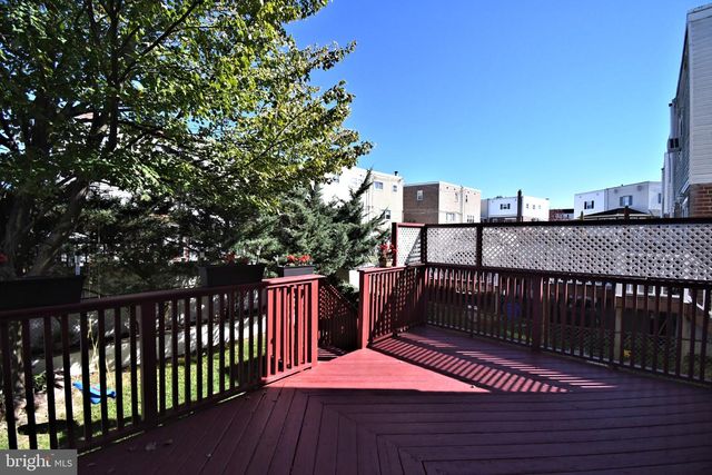 3827 VIOLET DR, Philadelphia, PA 19154