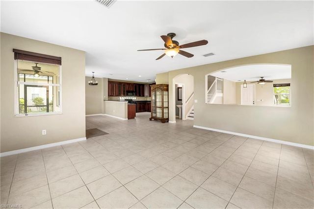 1703 Sarazen PL, Naples, FL 34120
