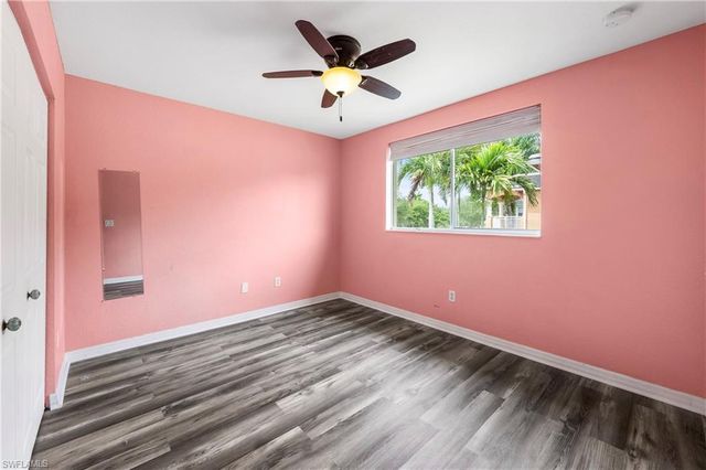 1703 Sarazen PL, Naples, FL 34120