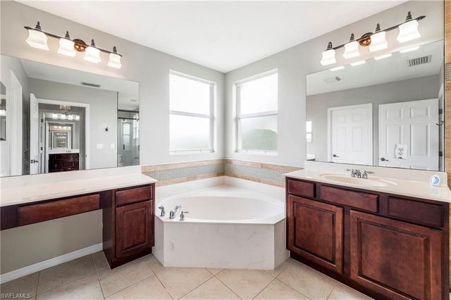 1703 Sarazen PL, Naples, FL 34120