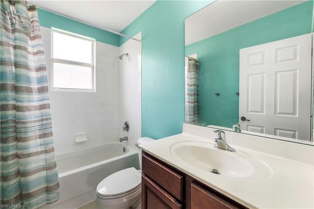 1703 Sarazen PL, Naples, FL 34120
