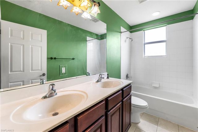 1703 Sarazen PL, Naples, FL 34120