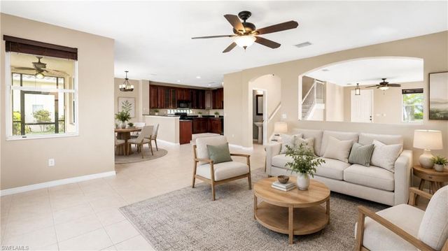 1703 Sarazen PL, Naples, FL 34120