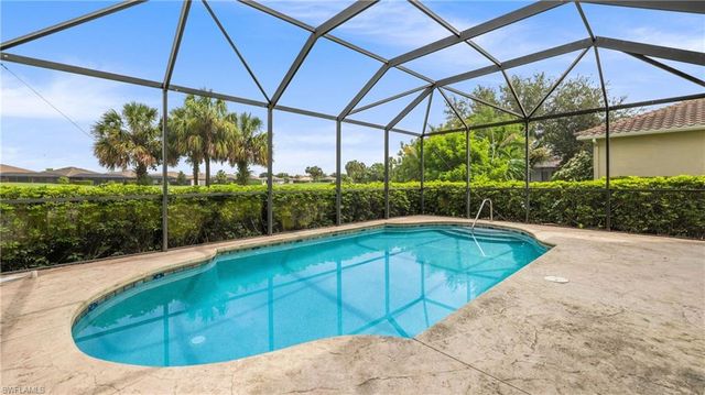 1703 Sarazen PL, Naples, FL 34120