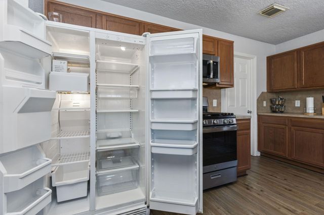 29326 Legends Green Drive, Spring, TX 77386