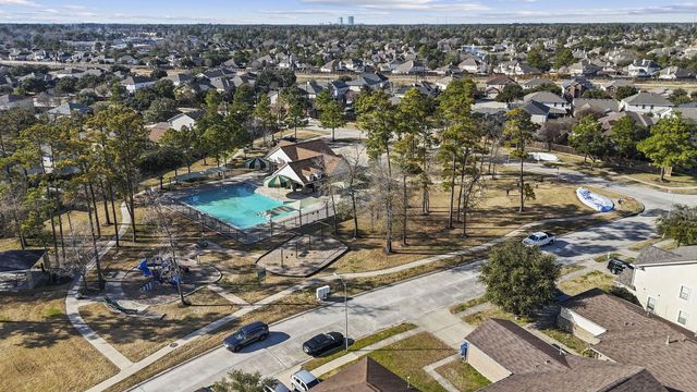 29326 Legends Green Drive, Spring, TX 77386