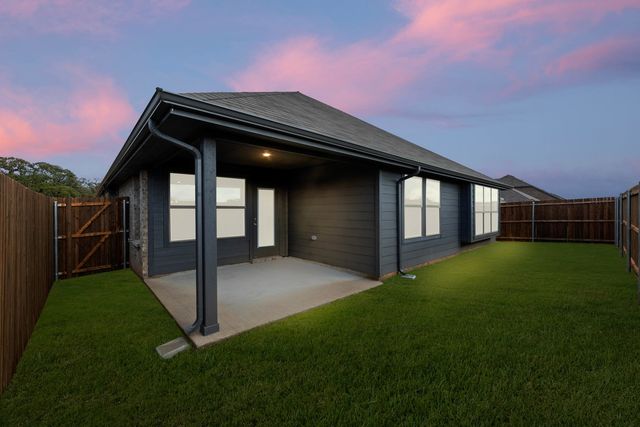 1141 Avery Road, Granbury, TX 76049