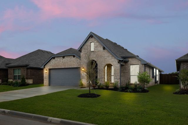 1141 Avery Road, Granbury, TX 76049