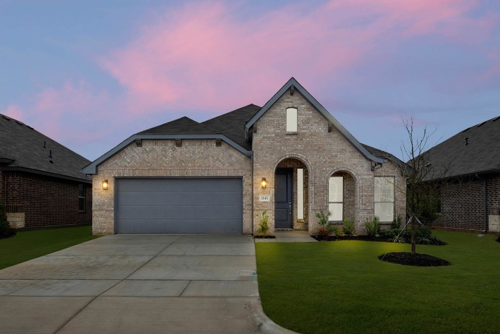 1141 Avery Road, Granbury, TX 76049