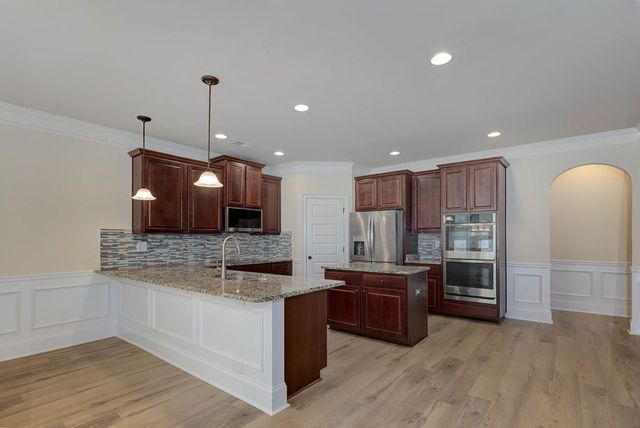 3 Caen Court, Fort Mitchell, AL 36856