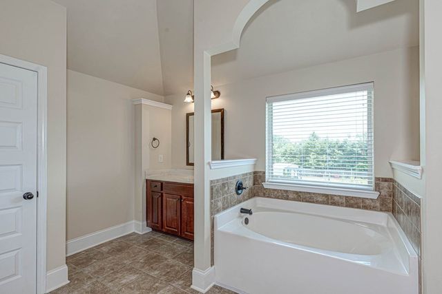 3 Caen Court, Fort Mitchell, AL 36856