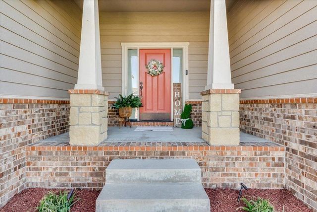 706 S Saint Andrews Cir, Wichita, KS 67230