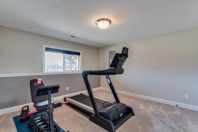 706 S Saint Andrews Cir, Wichita, KS 67230