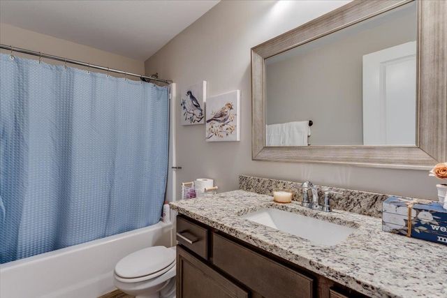 706 S Saint Andrews Cir, Wichita, KS 67230