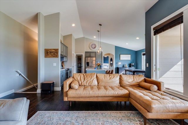 706 S Saint Andrews Cir, Wichita, KS 67230