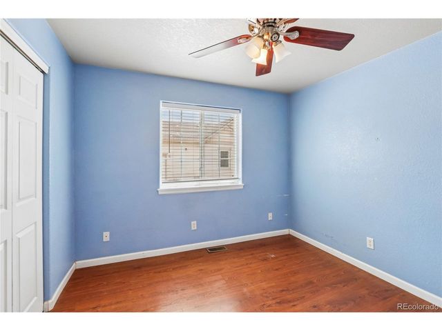 1322 Carriage Dr, Longmont, CO 80501