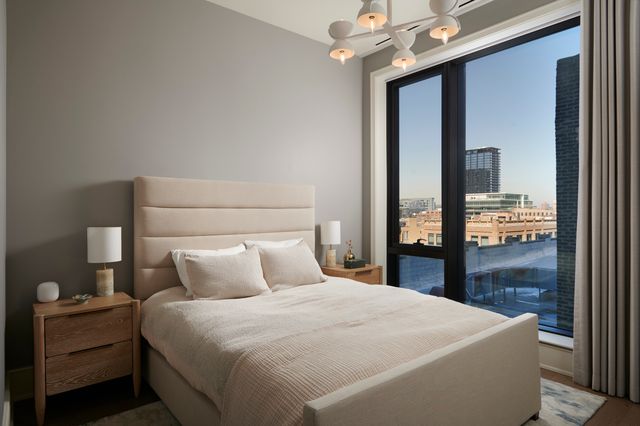 21 N May Street 503, Chicago, IL 60607