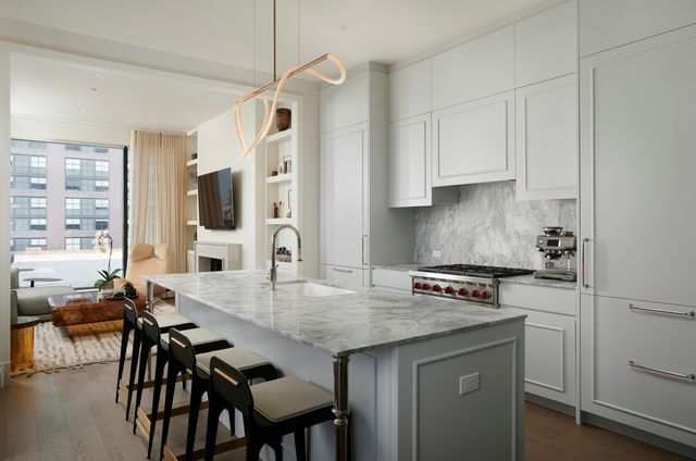 21 N May Street 503, Chicago, IL 60607