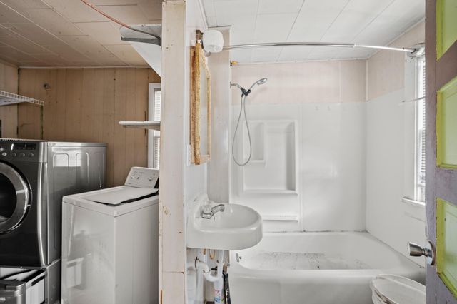 318 S Whittaker Street, New Buffalo, MI 49117