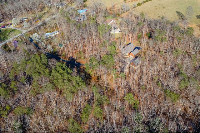 111 Horse Cove Road, Berea, KY 40403