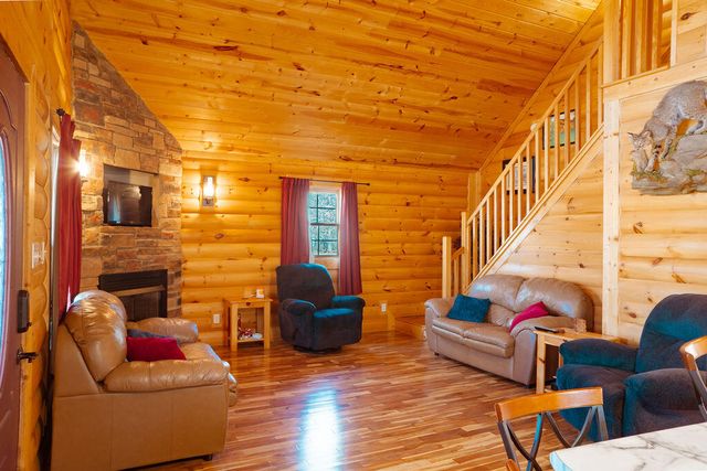 111 Horse Cove Road, Berea, KY 40403