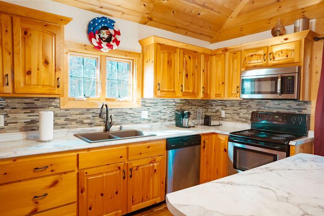 111 Horse Cove Road, Berea, KY 40403