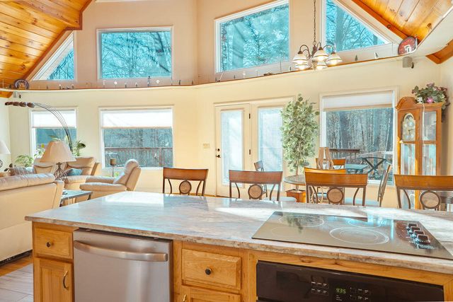 111 Horse Cove Road, Berea, KY 40403