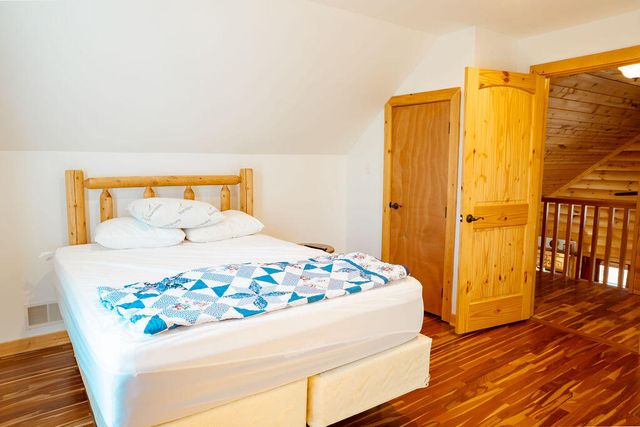 111 Horse Cove Road, Berea, KY 40403