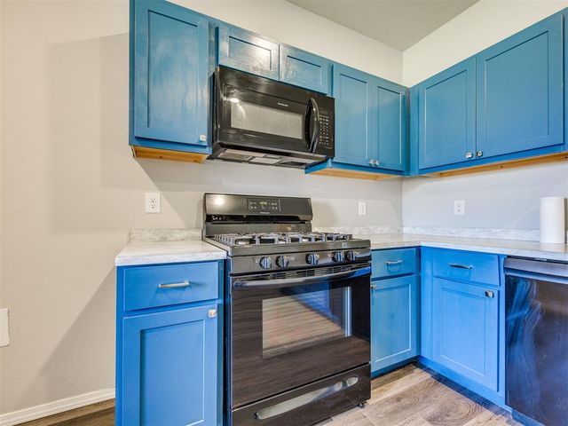 541 SE 7th Place, Newcastle, OK 73065