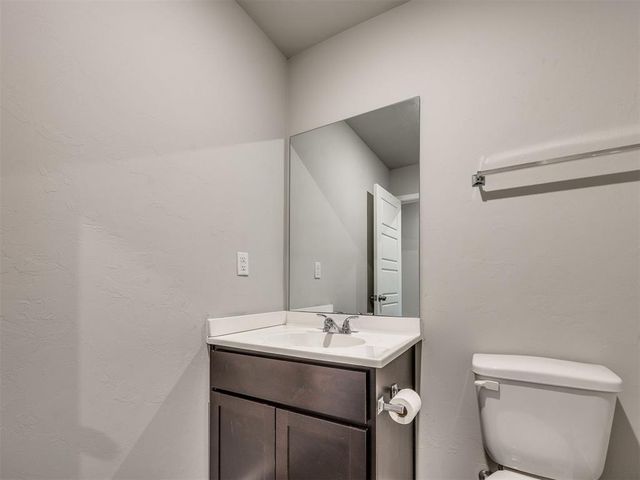 541 SE 7th Place, Newcastle, OK 73065