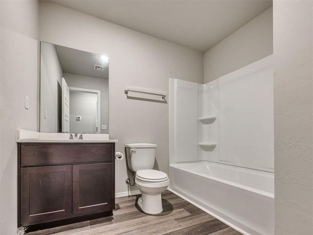 541 SE 7th Place, Newcastle, OK 73065