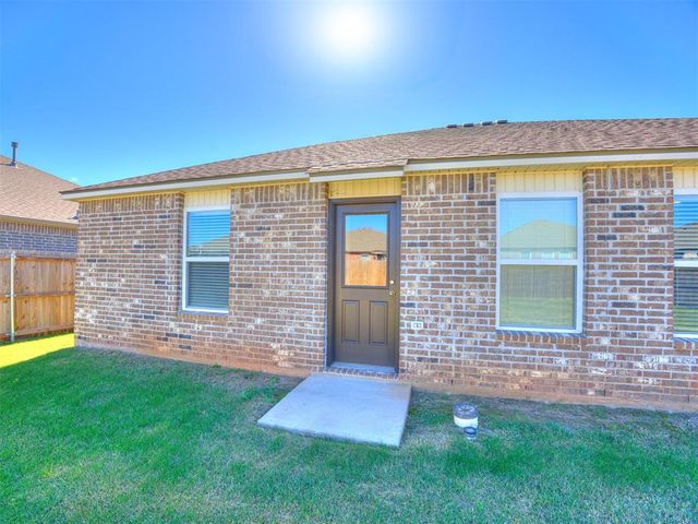 541 SE 7th Place, Newcastle, OK 73065