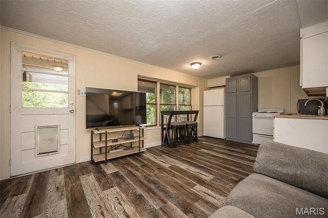7529 Woodland Drive, Cedar Hill, MO 63016
