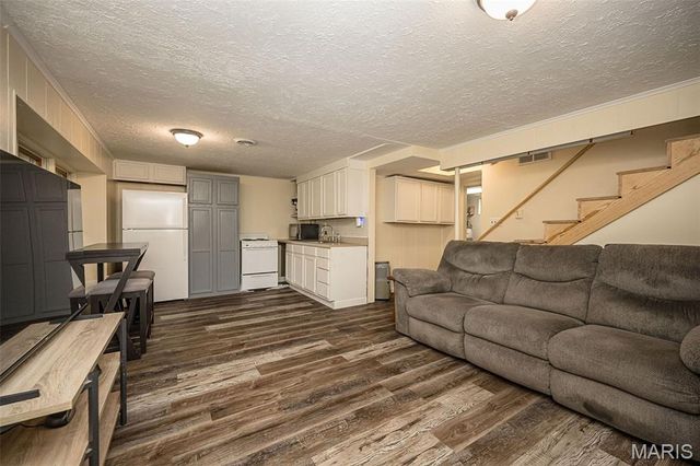 7529 Woodland Drive, Cedar Hill, MO 63016
